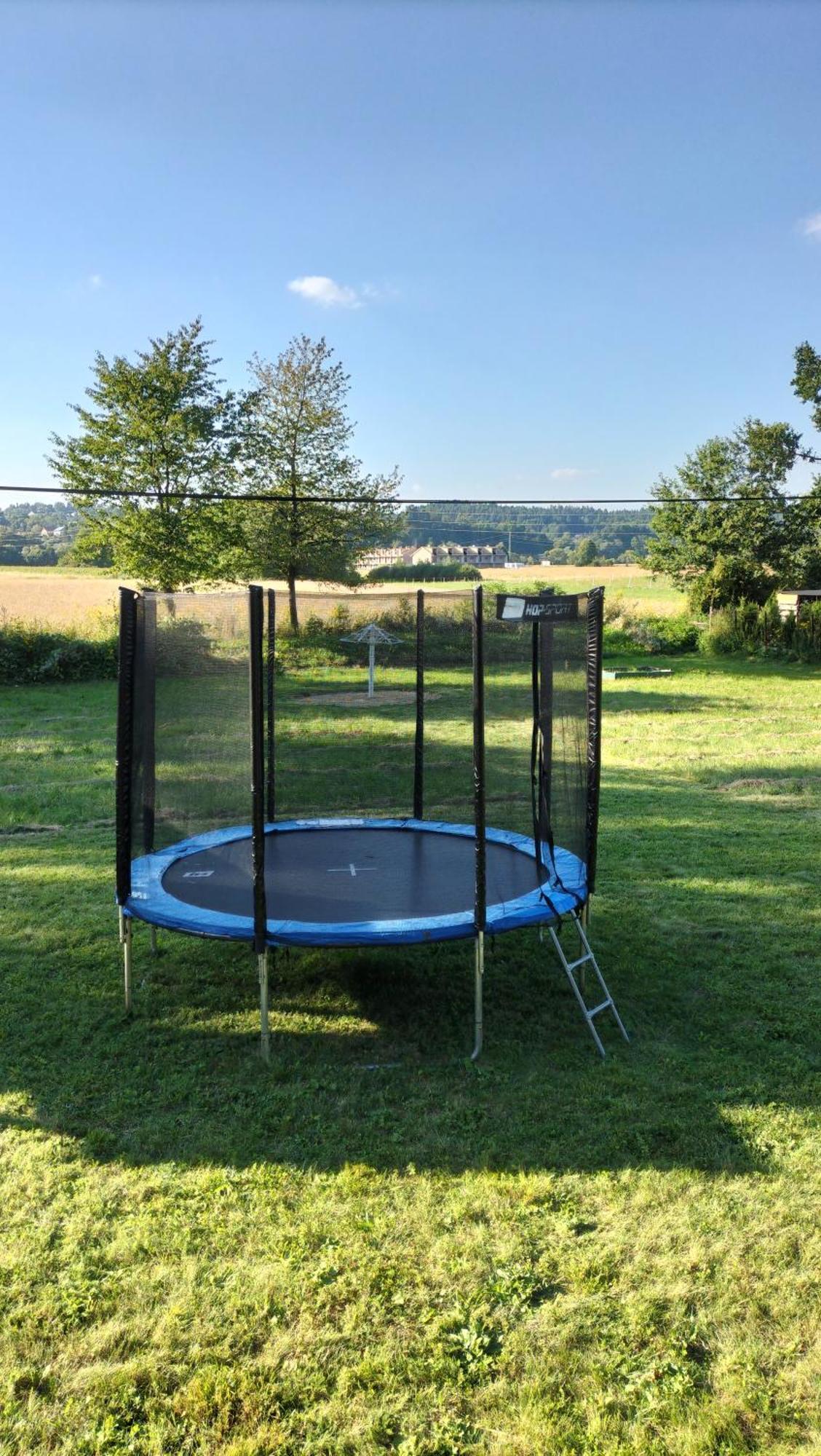 Domek Skowronek Z Basenem Lesko Exteriör bild